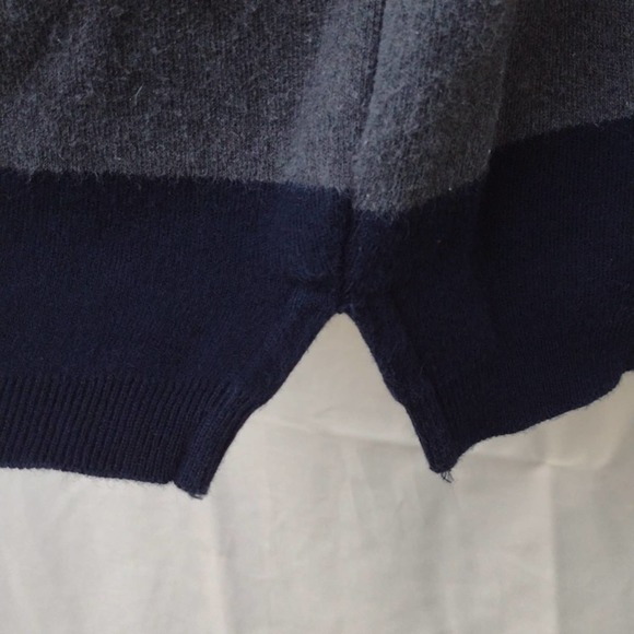 Eddie Bauer Wide Striped Mock Neck Sweater M - Picture 5 of 7